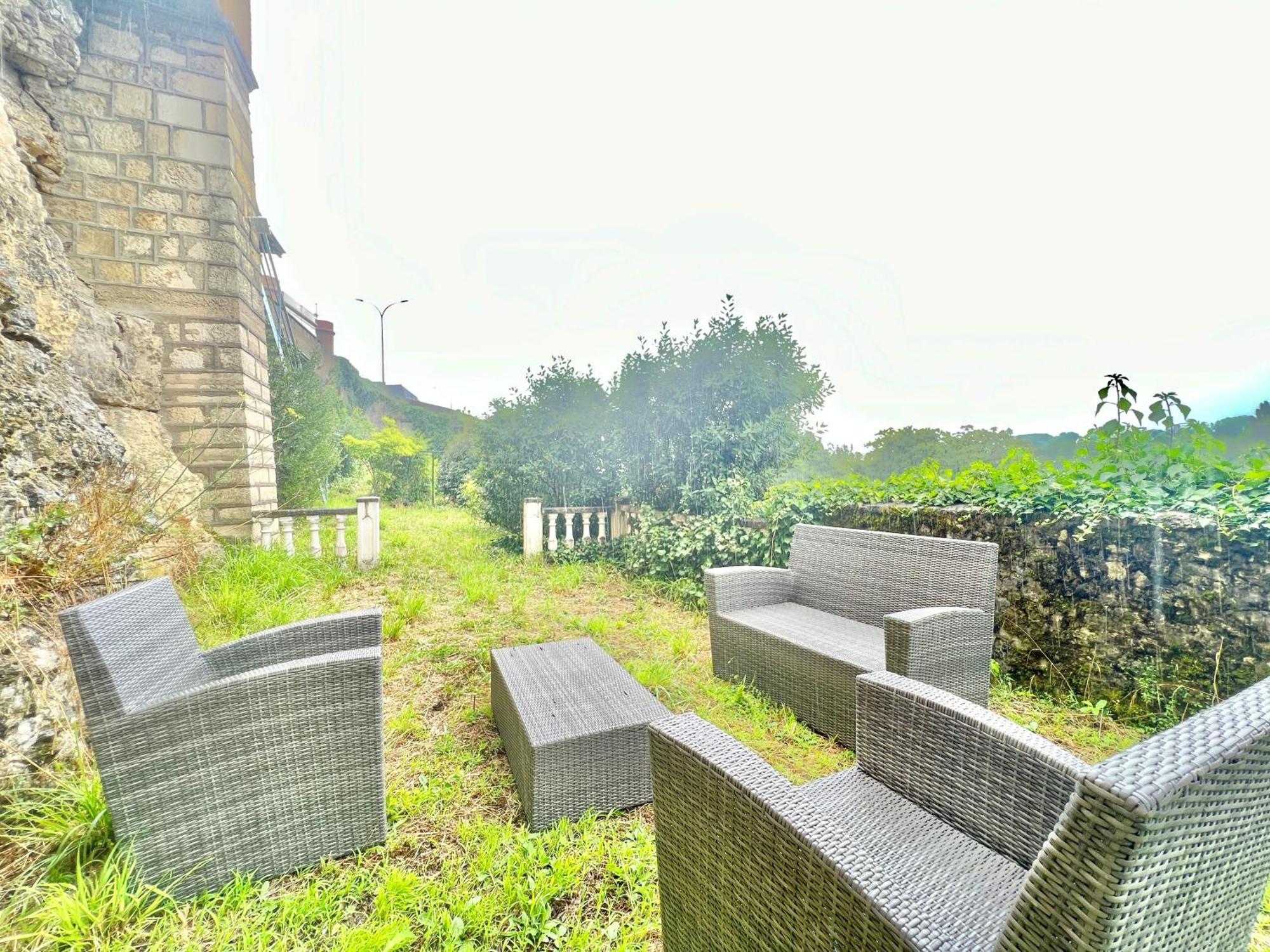 Les Hauts De Tison ~ Vue Sur La Vallee Du Clain 푸아티에 외부 사진
