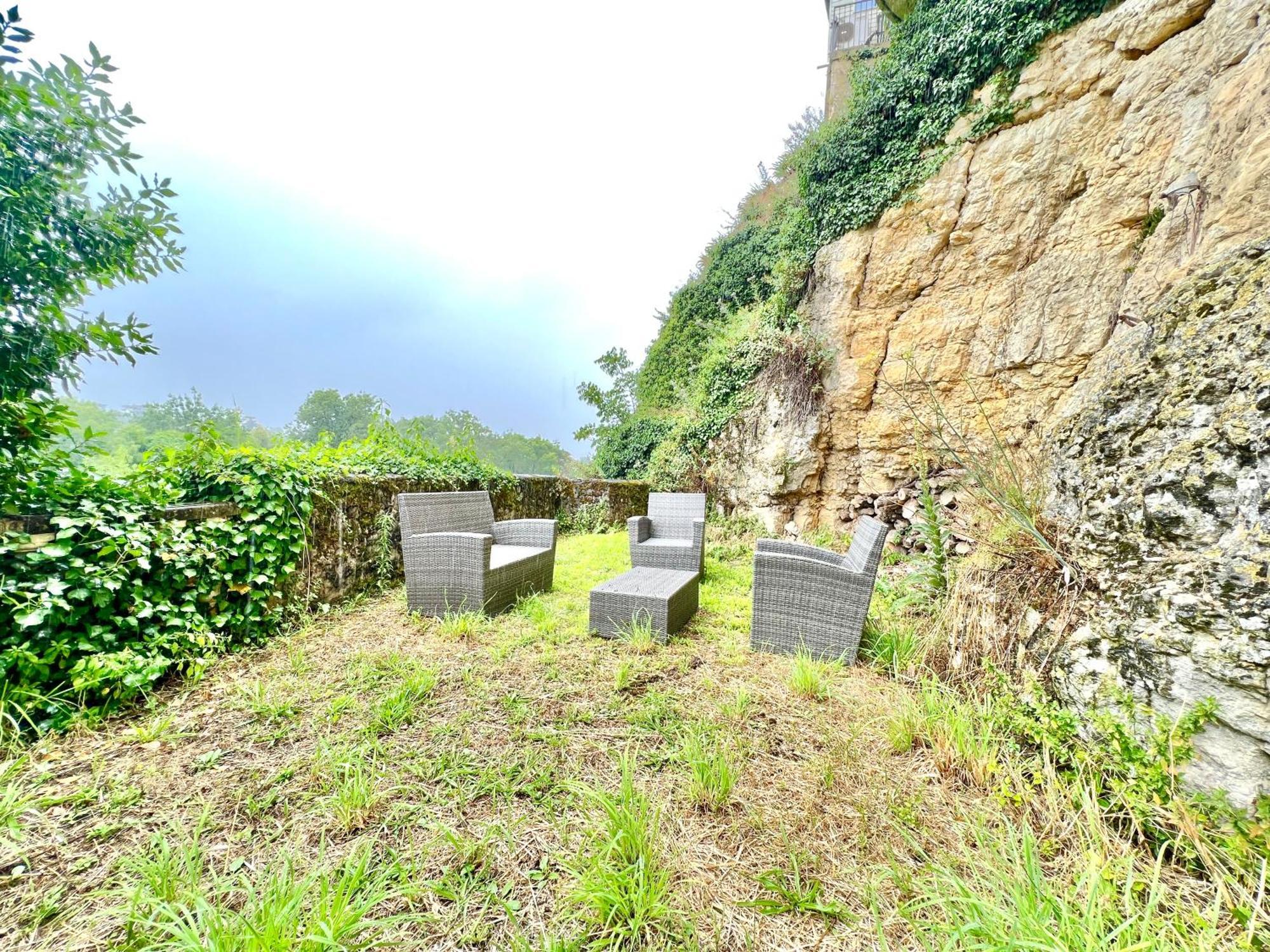 Les Hauts De Tison ~ Vue Sur La Vallee Du Clain 푸아티에 외부 사진